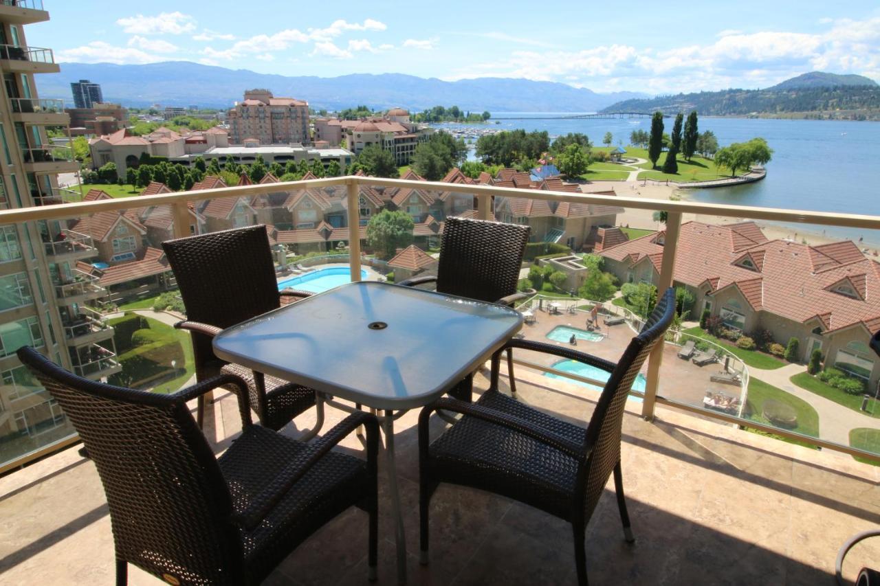 Sunset Waterfront Resort By Discover Kelowna Resort Accommodations Exterior photo