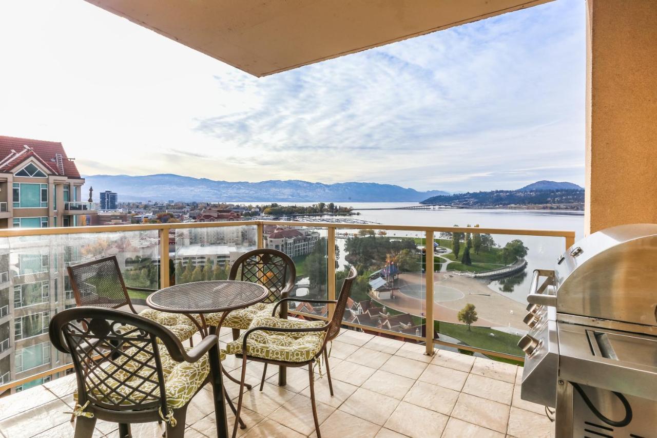 Sunset Waterfront Resort By Discover Kelowna Resort Accommodations Exterior photo