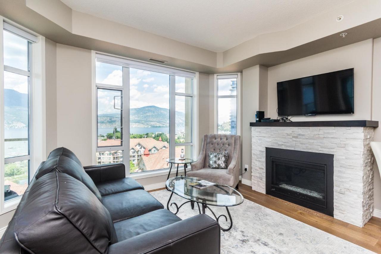 Sunset Waterfront Resort By Discover Kelowna Resort Accommodations Exterior photo